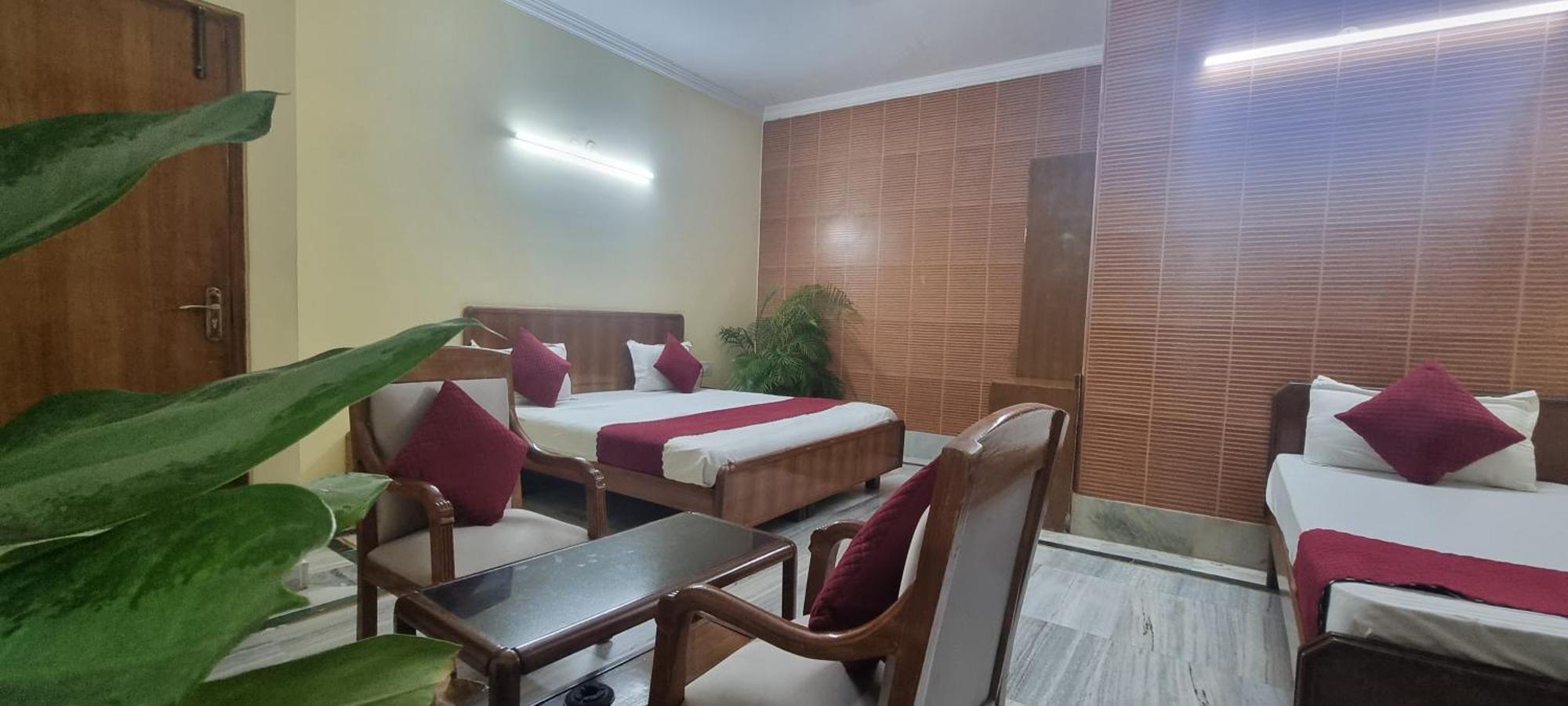 Hotel Har Ki Pauri By Around Stays Haridwār Exterior foto