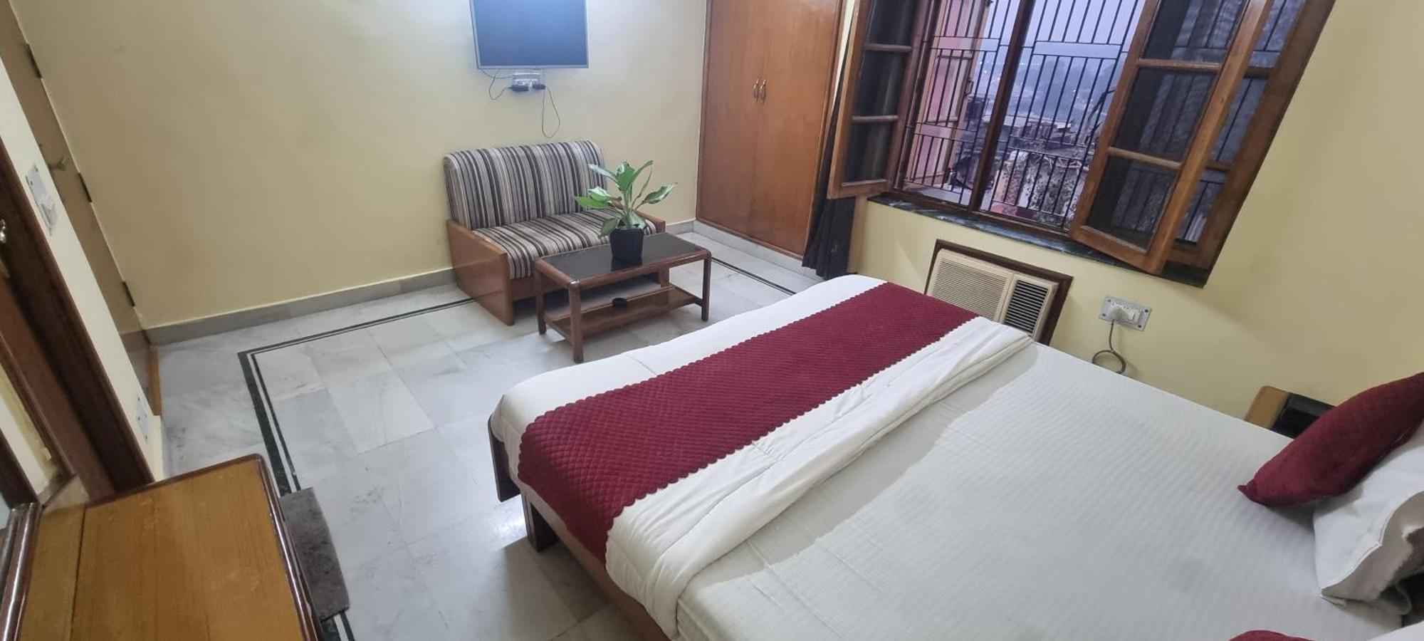 Hotel Har Ki Pauri By Around Stays Haridwār Exterior foto