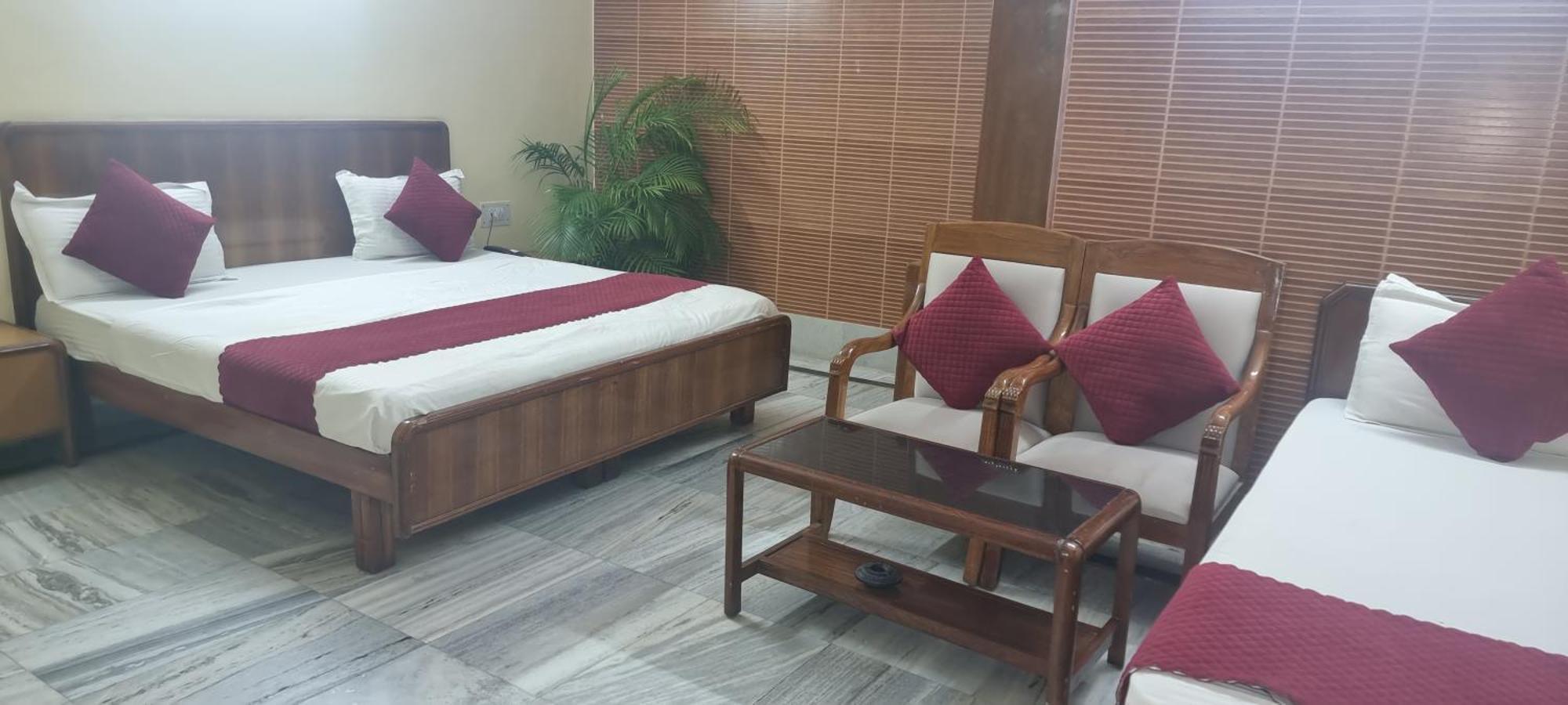 Hotel Har Ki Pauri By Around Stays Haridwār Exterior foto