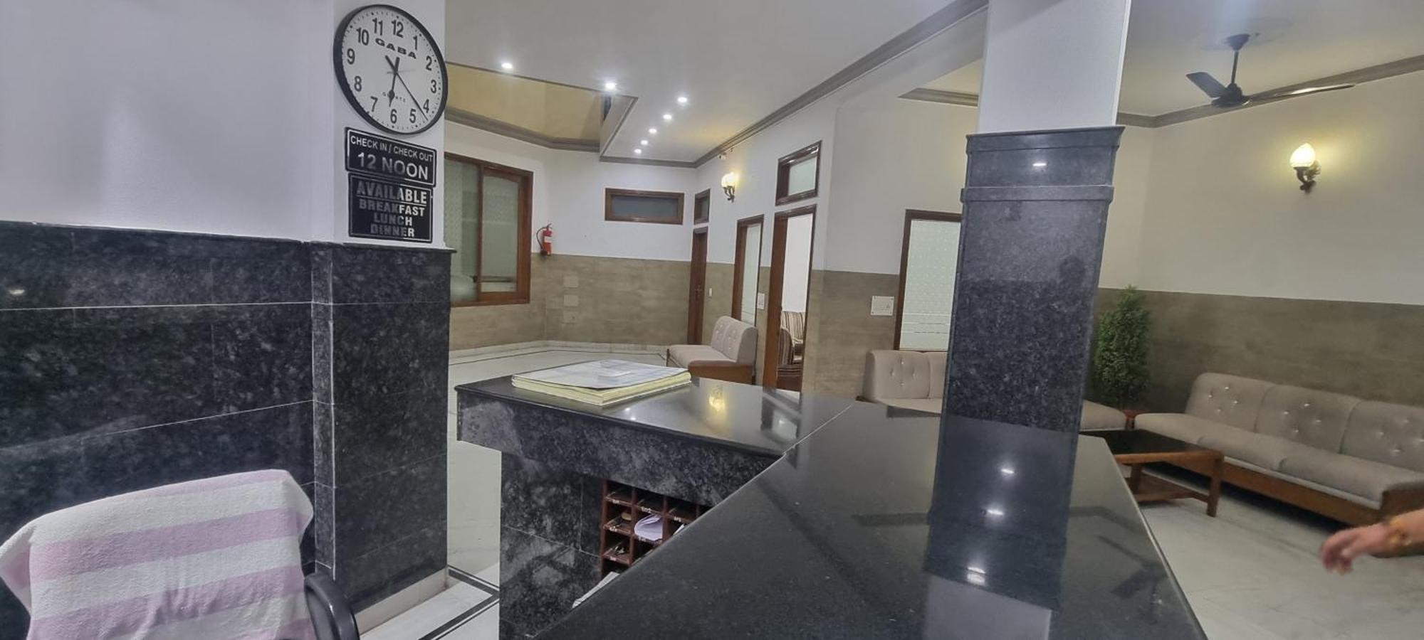 Hotel Har Ki Pauri By Around Stays Haridwār Exterior foto