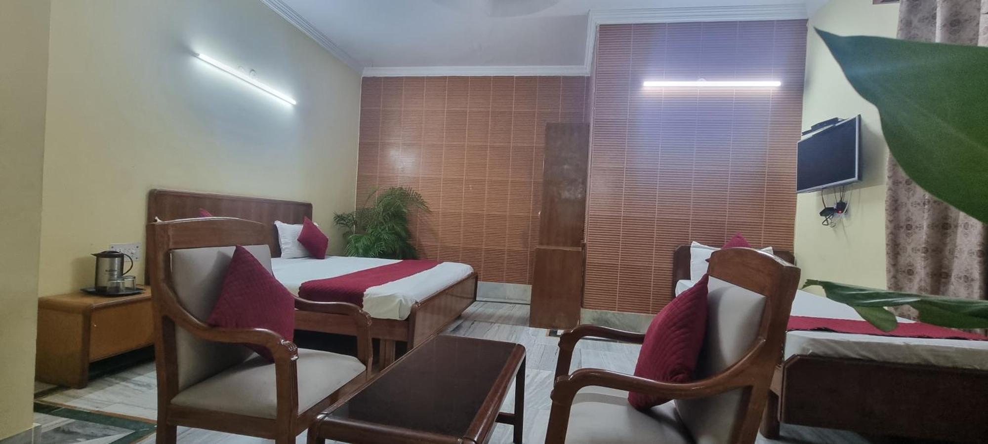 Hotel Har Ki Pauri By Around Stays Haridwār Exterior foto
