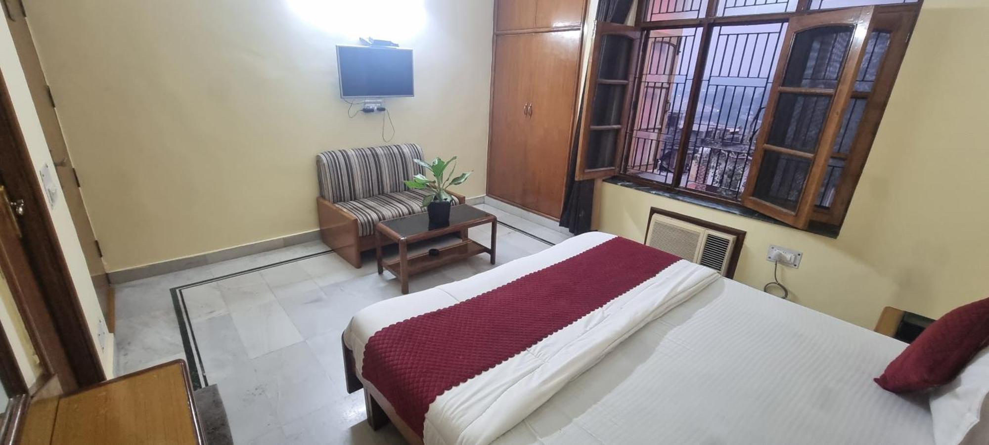 Hotel Har Ki Pauri By Around Stays Haridwār Exterior foto